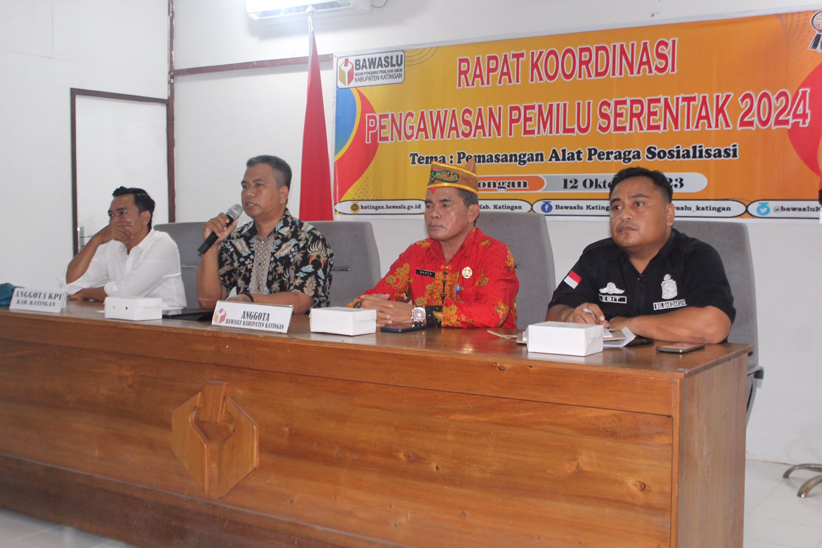Bahas Alat Peraga Sosialiasi Bawaslu Katingan Gelar Rakor
