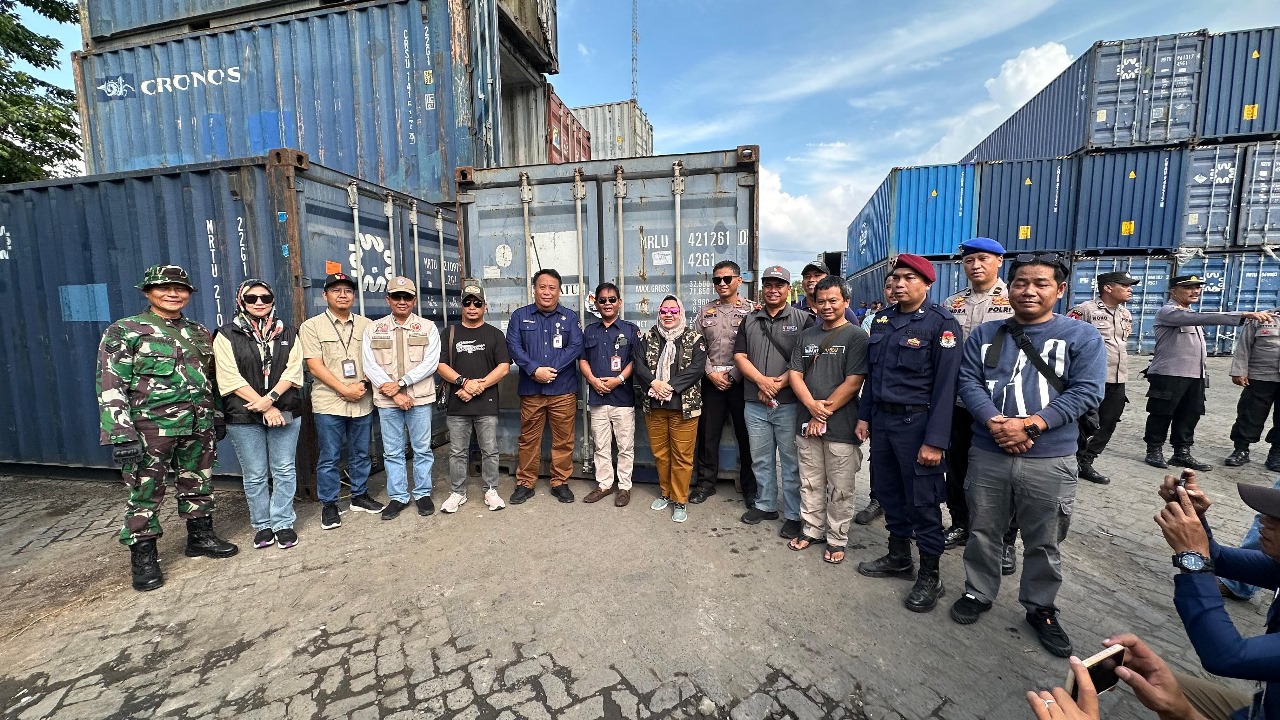 Pengawasan Melekat Kedatangan Logistik Surat Suara 