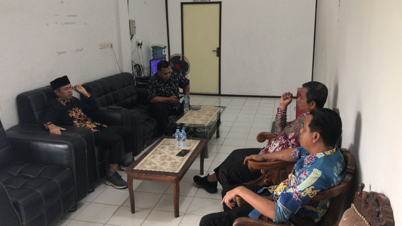 Ketua Bawaslu Kalimantan Tengah, Satriadi, kemarin, saat melakukan monitoring dan supervisi di Bawaslu Kabupaten Katingan.