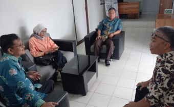 TINGKATKAN PENGELOLAAN PPID, BAWASLU KALTENG LAKUKAN EVALUASI PENGELOLAAN PPID KABUPATEN/KOTA DI BAWASLU KATINGAN 