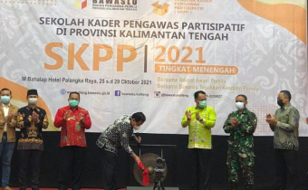 Buka SKPP Menengah Se-Kalteng, Abhan: Pemilu Tidak Hanya Prosedural