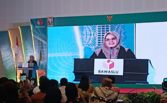Anggota Bawaslu RI Saat Menyampaikan Sambutan dan Arahan