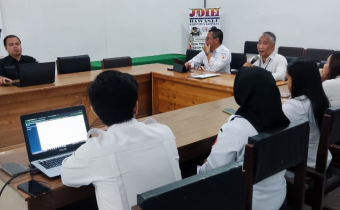 Rapat Dalam Kantor Fasilitasi Hukum