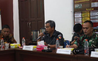 Koordiv HP2H Bawaslu Kabupaten Katingan, Usman Sitepu saat menyampaikan Sejumlah Catatan pada Rakor PDPB