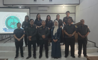 Foto bersama Bawaslu Kabupaten Katingan dan Narasumber dari Yayasan Pencegahan Kanker Nusantara
